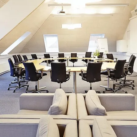 Severin Kursuscenter Og Konferencehotel Hotel Middelfart