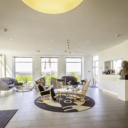 Severin Kursuscenter Og Konferencehotel Szálloda 3*