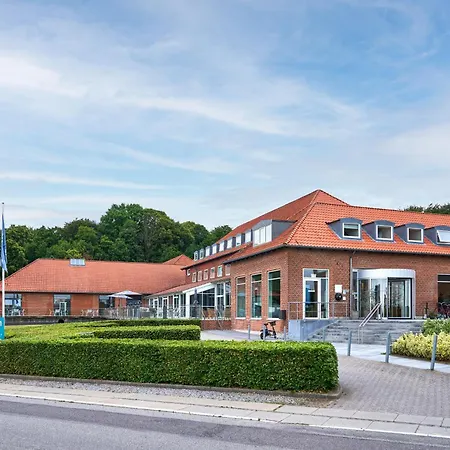 Severin Kursuscenter Og Konferencehotel 3*