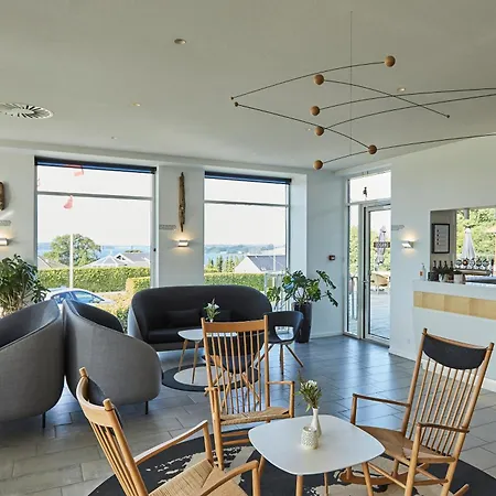 Severin Kursuscenter Og Konferencehotel Ξενοδοχείο Middelfart