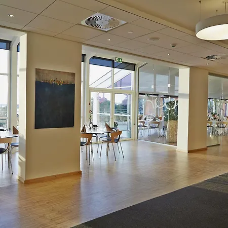 Severin Kursuscenter Og Konferencehotel Hotel Middelfart