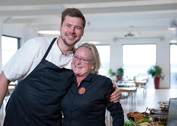 Severin Kursuscenter Og Konferencehotel ホテル ミゼルファート