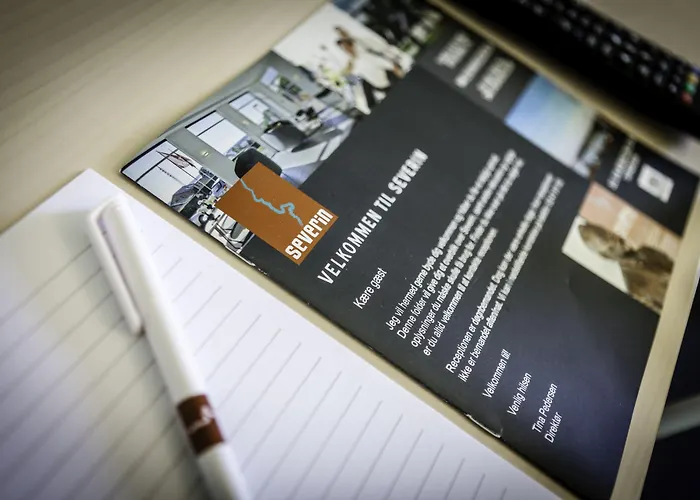 Severin Kursuscenter Og Konferencehotel 米泽尔法特