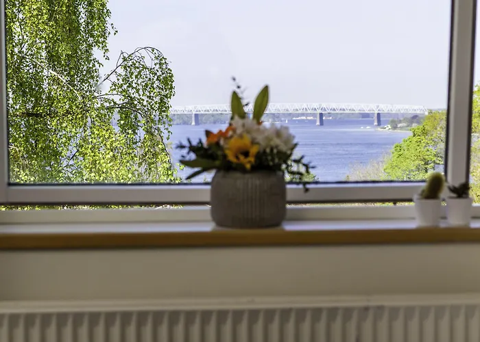 Severin Kursuscenter Og Konferencehotel 米泽尔法特