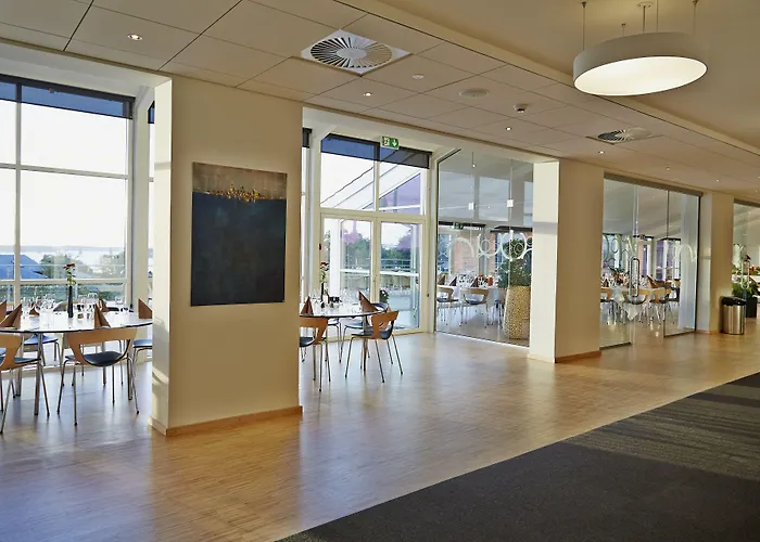 Severin Kursuscenter Og Konferencehotel ミゼルファート