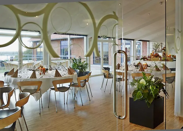 Severin Kursuscenter Og Konferencehotel Szálloda Middelfart